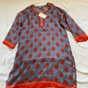 Gray and Red Patterned Tunic